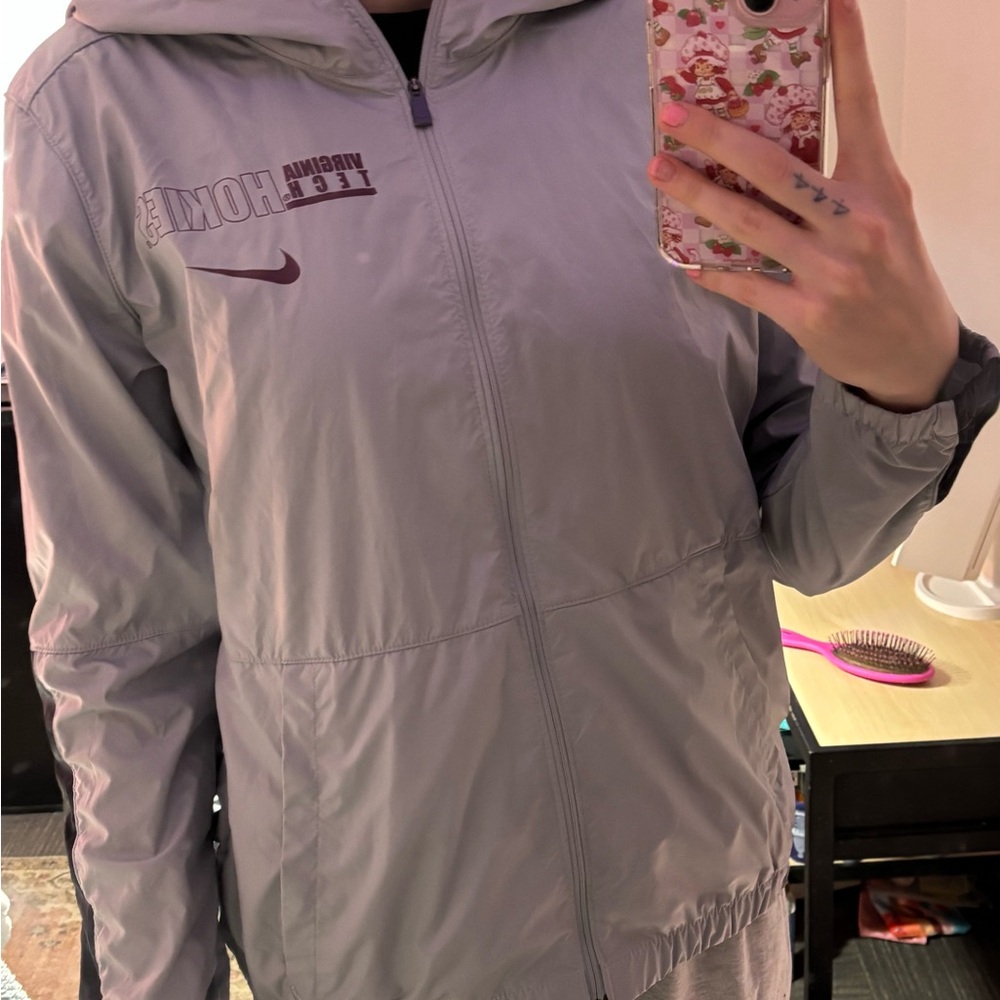Virginia tech, Nike wind breaker